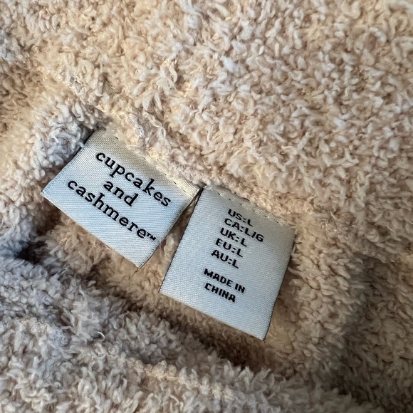 Cupcakes & Cashmere joggers / lounge pants - Picture 4 of 6